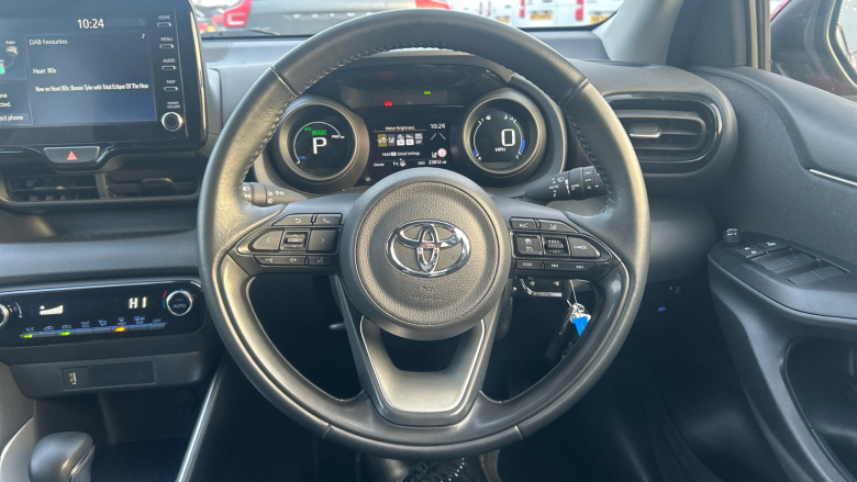 Toyota Yaris 1.5 Hybrid Design 5dr CVT Hybrid Hatchback